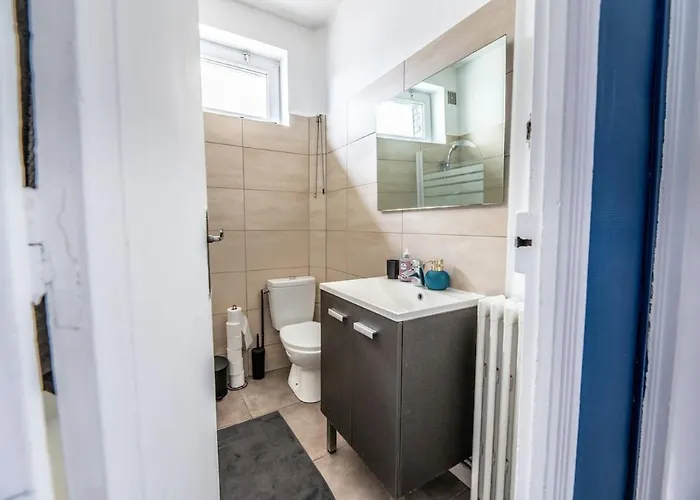 Marine Comfort T3 Cozy Center Wifi & Netflix