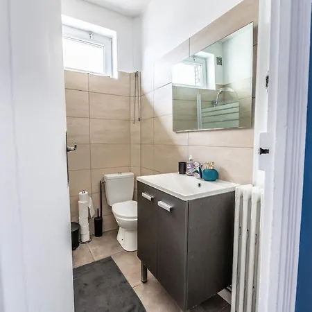 Marine Comfort T3 Cozy Center Wifi & Netflix